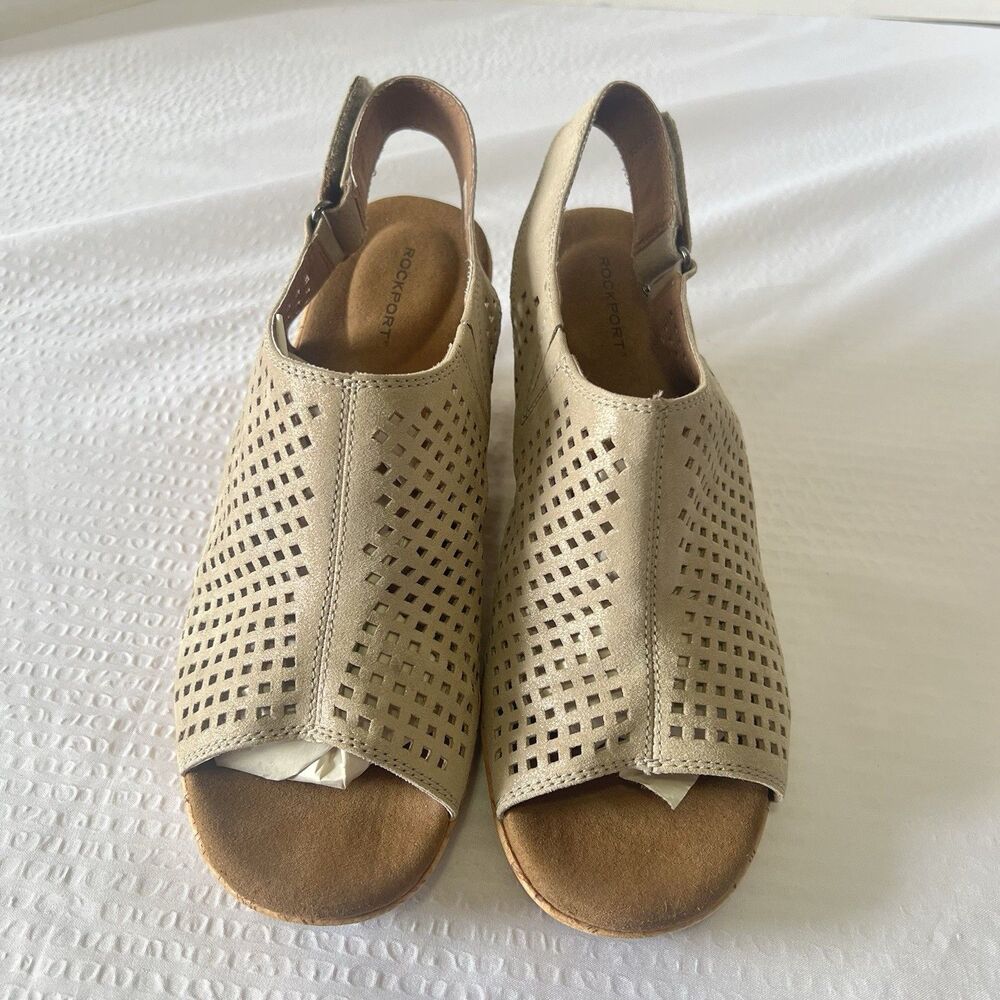 $140 Rockport Women’s Briah Slingback Perforated Wedge Shoes Sandals Sz 8.5M